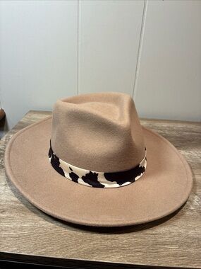 Wyeth Cow Print Banded Hat One Size 100% Wool Taupe Festival Boho Western